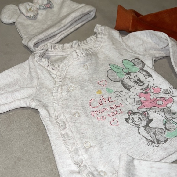 New born baby girl clothes - Picture 5 of 10